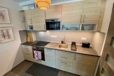 e80130ce-a0c0-4492-ae1b-5cad08303237